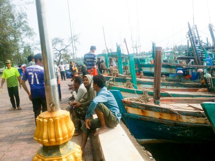 カンポット州の漁業関係者、ベトナム人に抗議