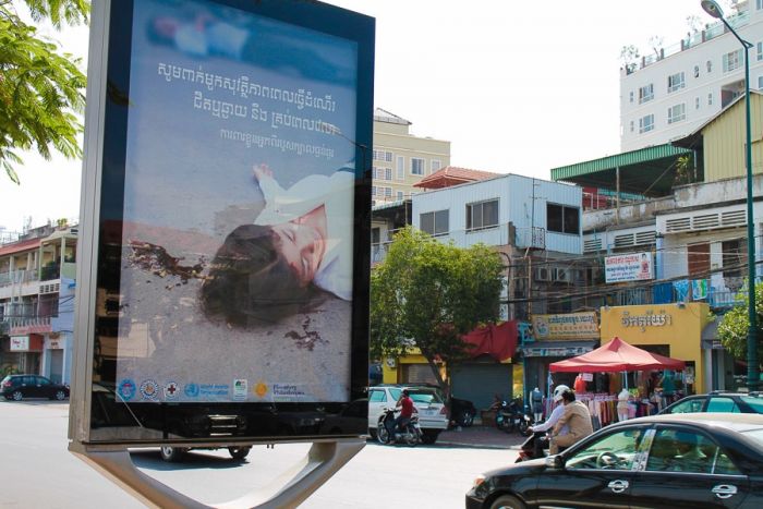 カンボジア政府、交通安全対策への取り組み強化か