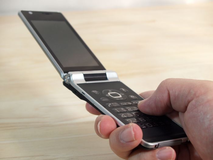 当局、携帯電話料金の透明化を指示