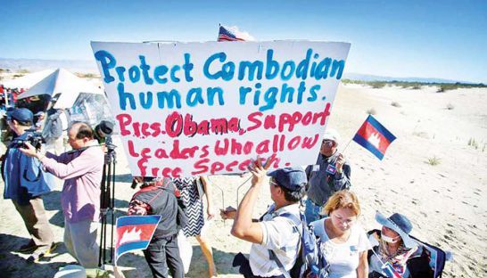カンボジア野党党首の逮捕を受け、反政府抗議運動を各国で開催