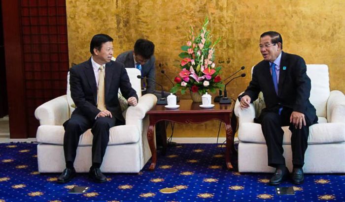 中国、カンボジア野党のケム・ソカー党首逮捕を支持