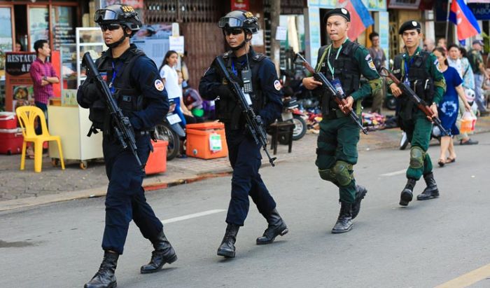 水祭りでテロ等の防止に3,000人の軍警察を動員