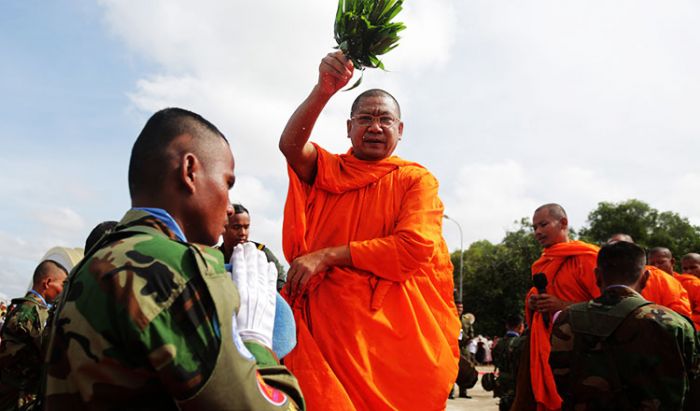 フン・セン首相、国連平和維持軍のカンボジア兵士に注意喚起