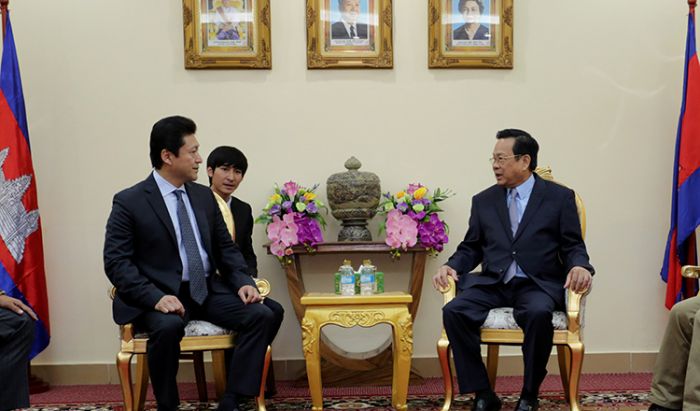 日本政府、カンボジア人介護士の訓練施設に300万ドルを支援　