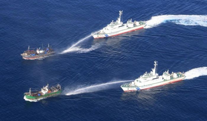 日本政府が税関にパトロール船2隻贈与、密輸防止へ