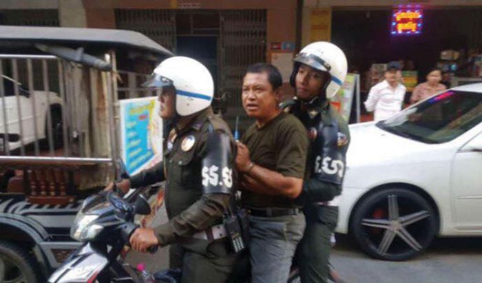 軍警察官が逮捕、CPPの選挙運動を妨害か