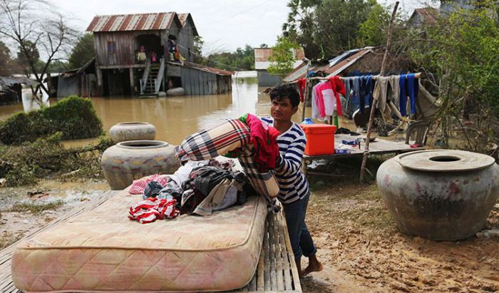 保健省、洪水被災者に対しガイドラインを発表