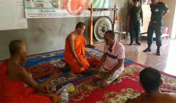 カンボジア人僧侶、少女を強姦し逮捕・還俗