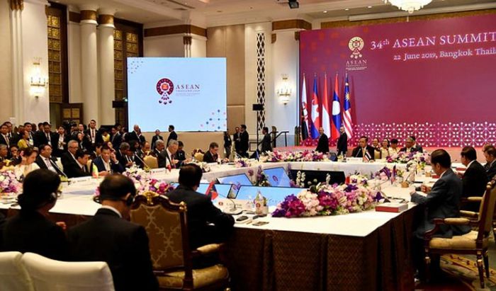 外務省、ASEAN首脳会議の成果を強調