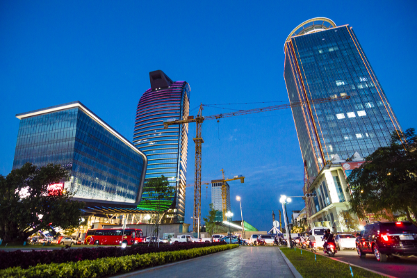 カンボジアの21年の経済成長率は4％、国立銀行が予測