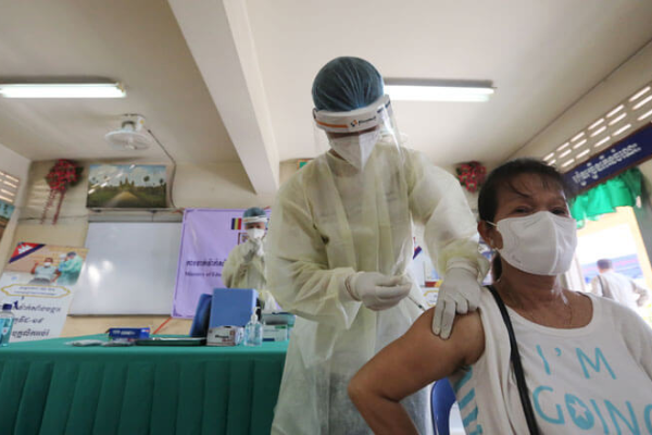 カンボジア：ワクチン接種を義務化か　首相が意向示す