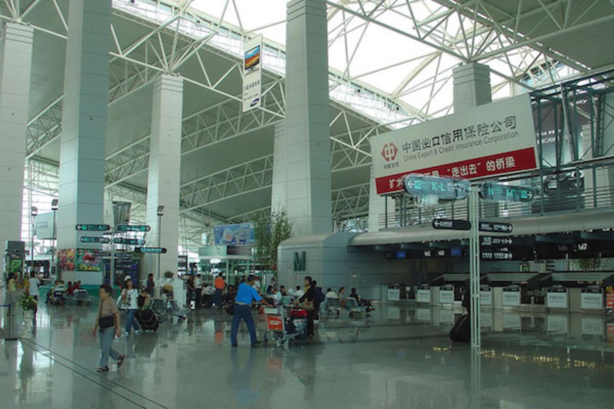 中国メディア：広州発プノンペン便の搭乗客の半数が搭乗拒否に