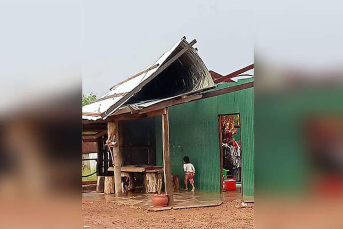 カンボジア2州で住宅約100戸が被害　豪雨と強風で