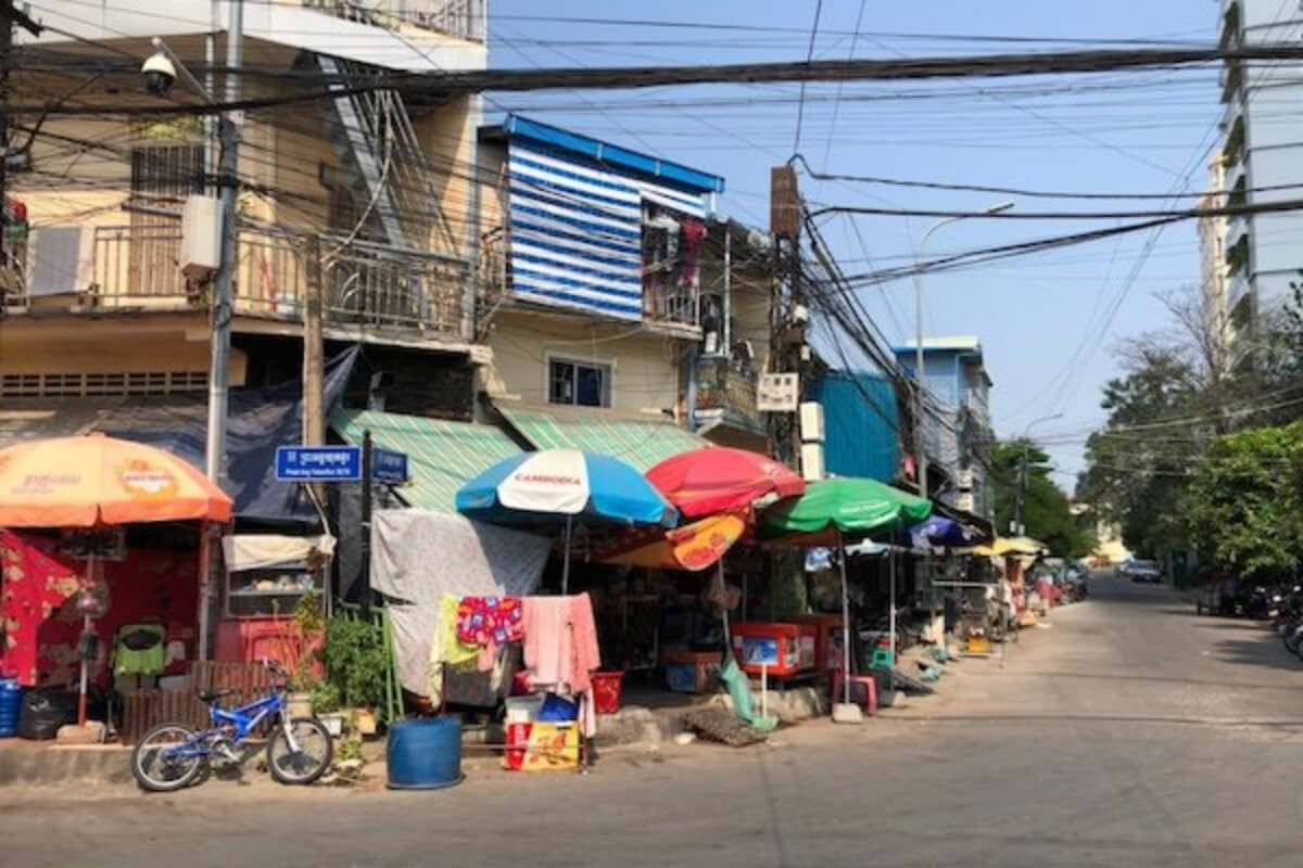 罰金や取り締まり実施も市場でブッシュミートの販売続く　カンボジア