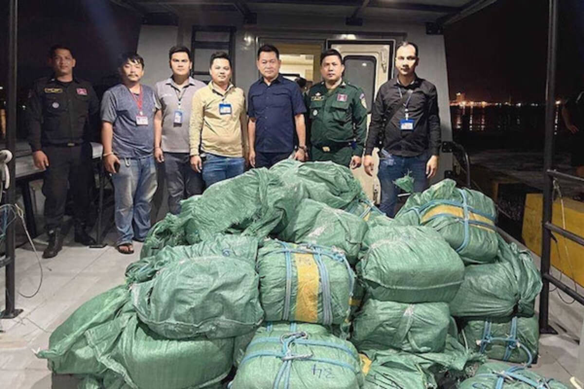 シアヌークビル州で覚せい剤約1トンを押収、中国人5人を逮捕