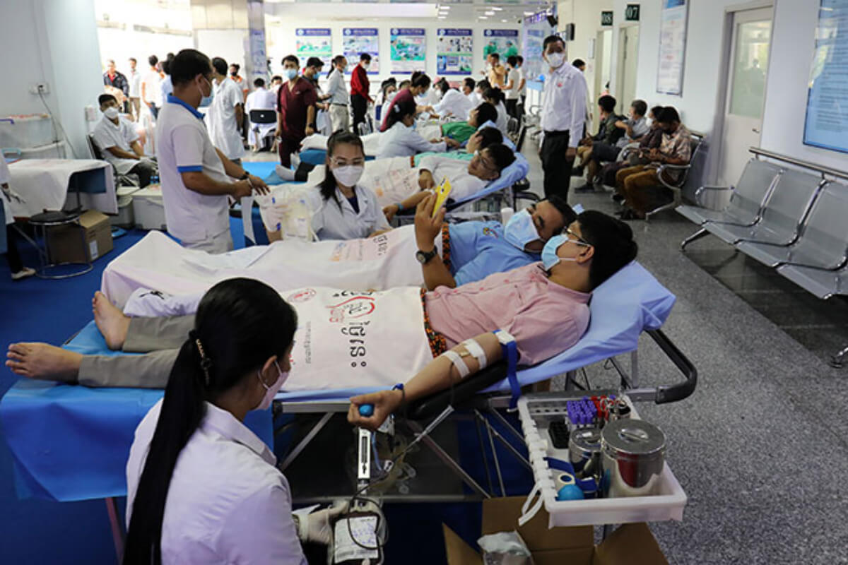 カンボジアの病院で血液不足、国民に献血呼びかけ