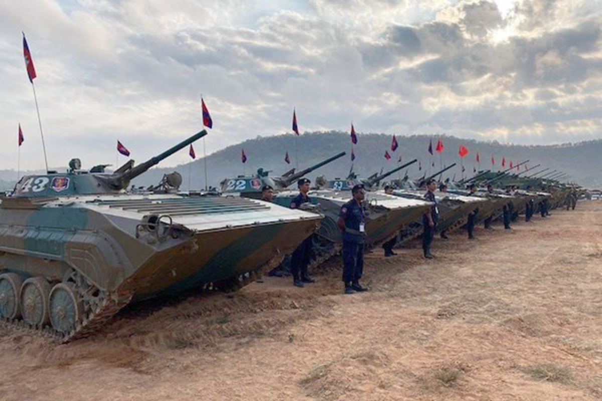 カンボジアと中国、23日から合同軍事演習を開始