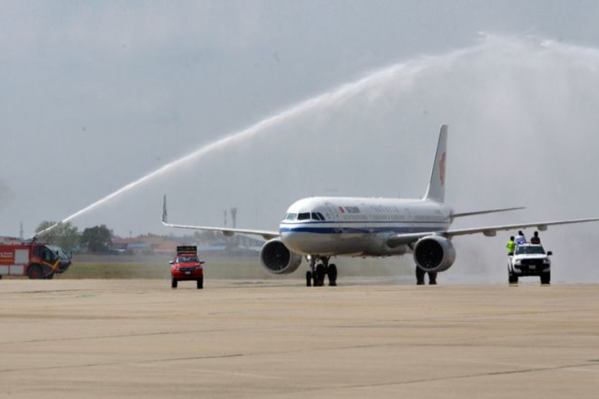 カンボジア〜中国間の直行便、週300便への増便を計画