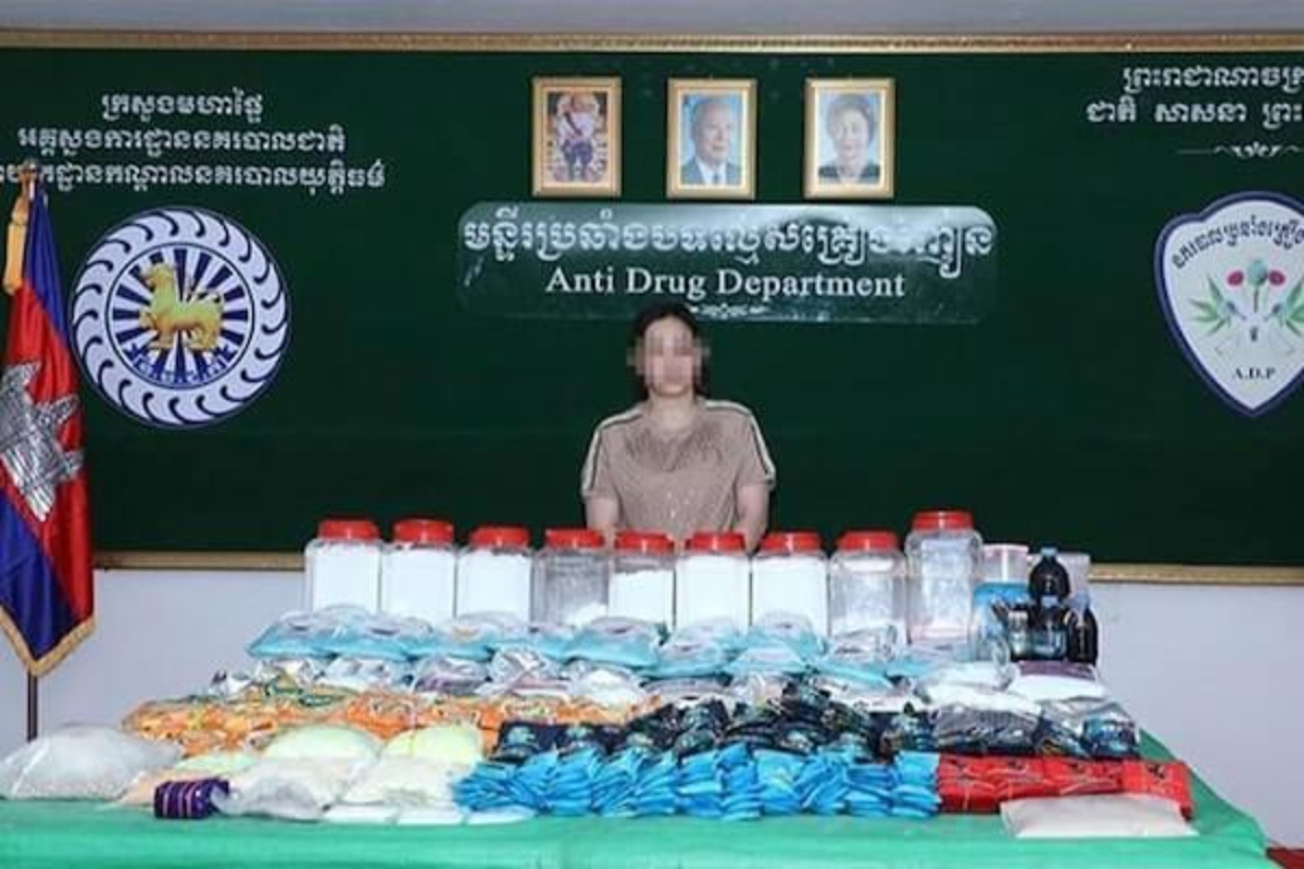 100kg超の麻薬・化学物質を所持、プノンペンで外国人を逮捕