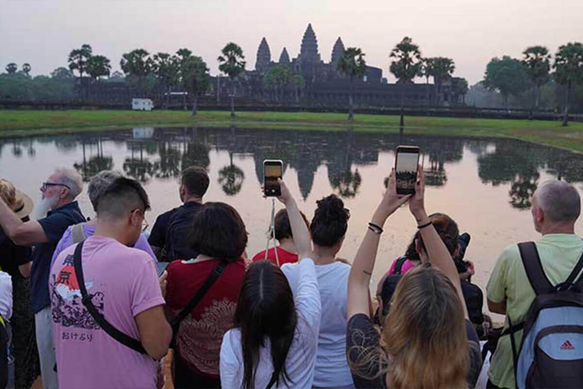 カンボジアと中国の決済協定、観光客の急増に期待