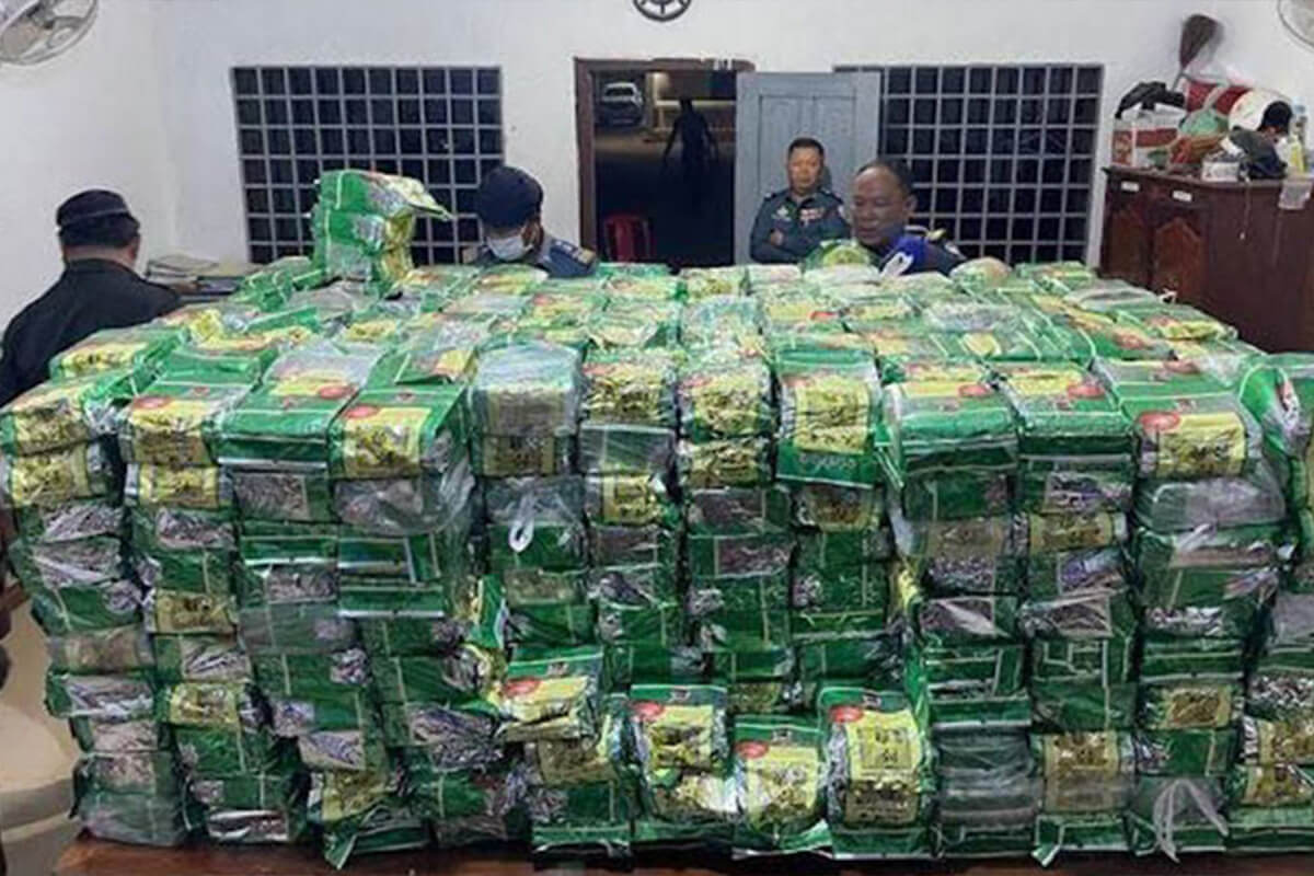 大量の覚醒剤密輸、ラオス国境付近で1トンを押収