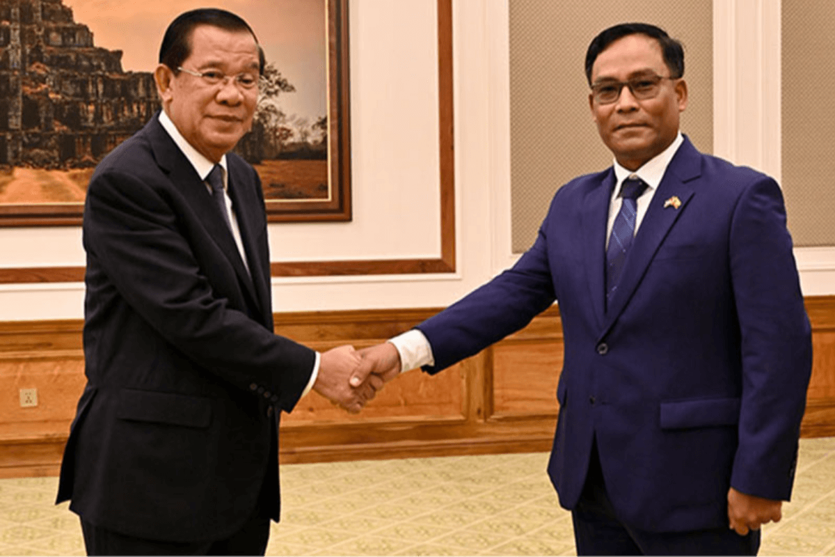 フン・セン上院議長、ミャンマー新大使を歓迎