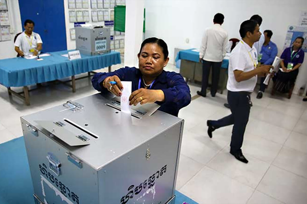 カンボジア人民党、地方議会選挙で圧勝