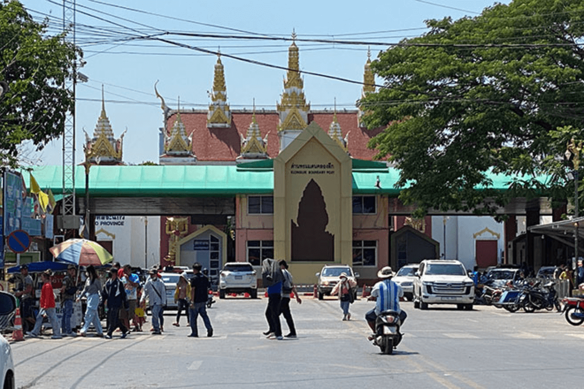 カンボジア国境に壁建設を検討、タイの人身売買・麻薬密輸対策