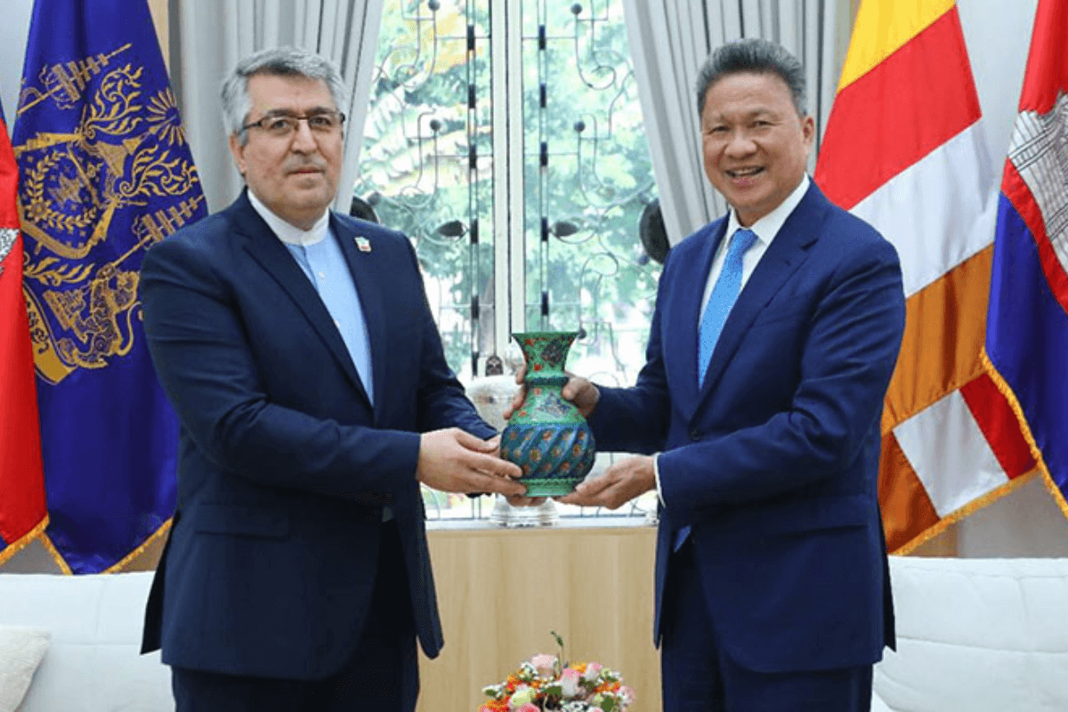 カンボジアとイラン、経済協力の深化に合意