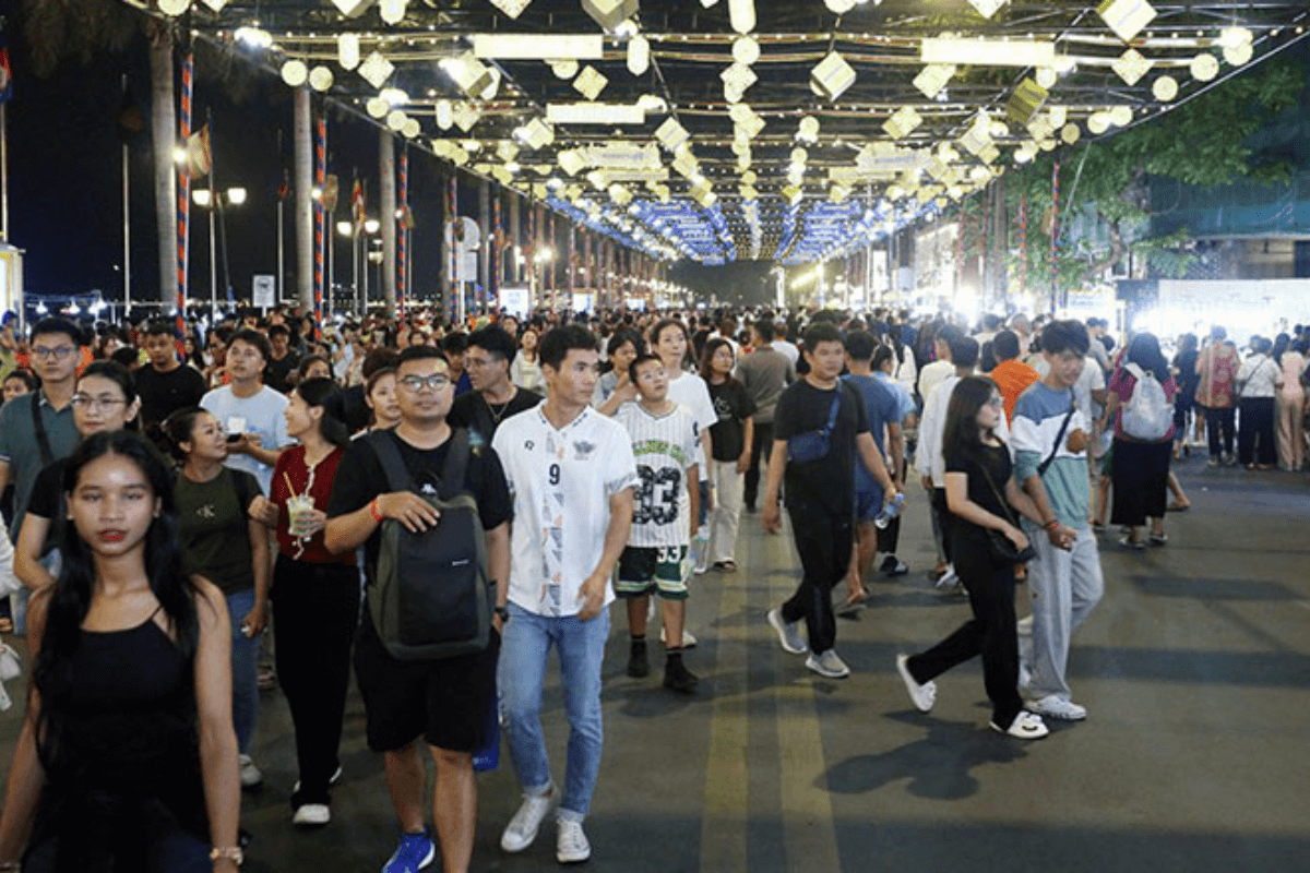 プノンペンの歩行者天国、6月21日から正式開業