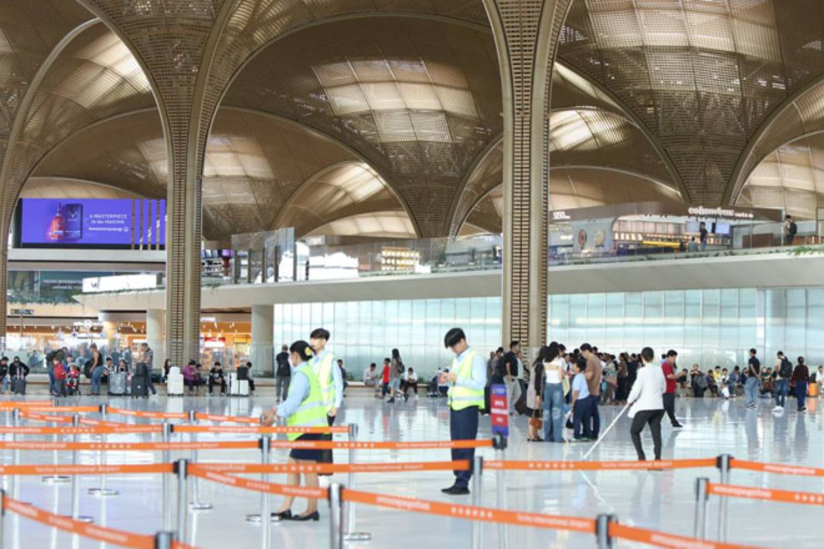 カンボジア、航空便の拡充進む