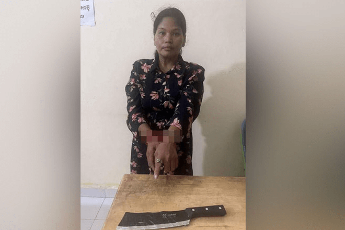 夫をナイフで滅多斬り、プノンペンで女を逮捕