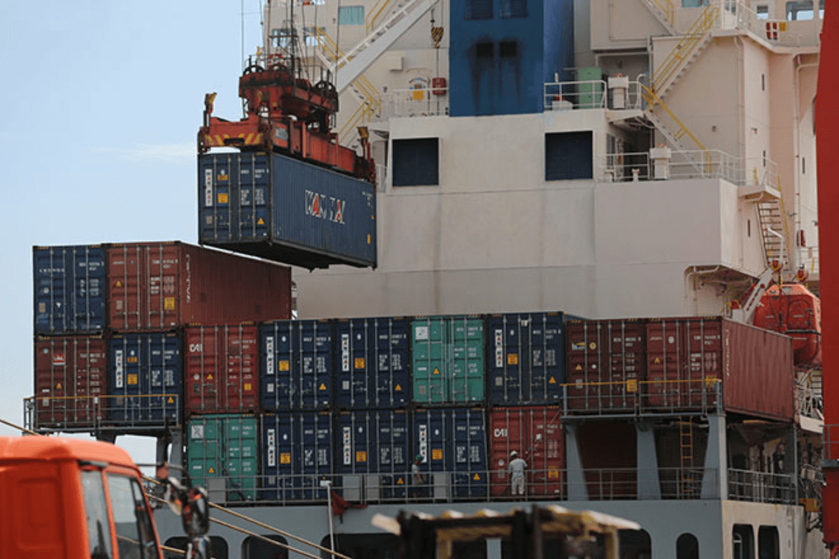 カンボジアのEU・ASEAN向け輸出、1月〜10月に2桁成長