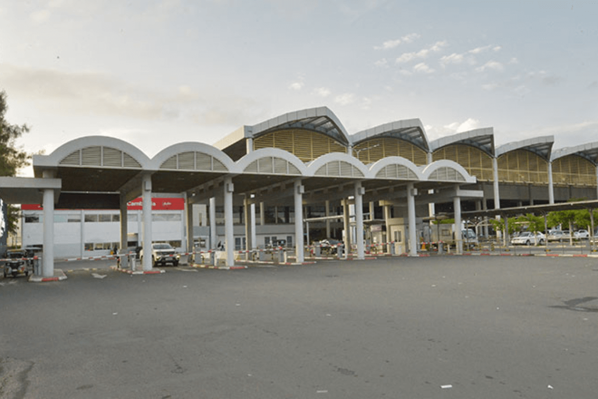 旧プノンペン空港の再生、建築家協会が設計コンペ開催