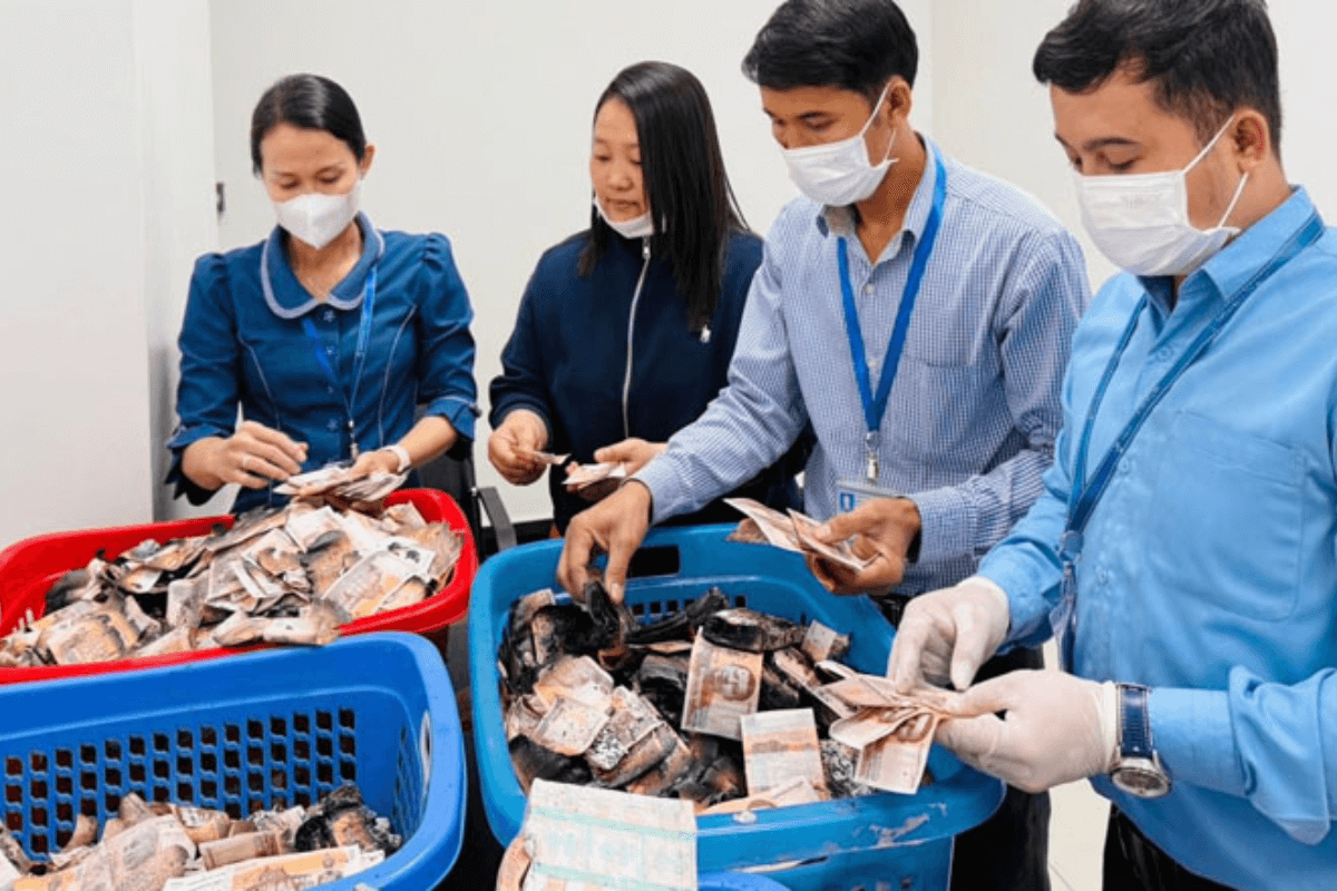 損傷リエル紙幣の交換、国立銀行が手数料無料で継続対応