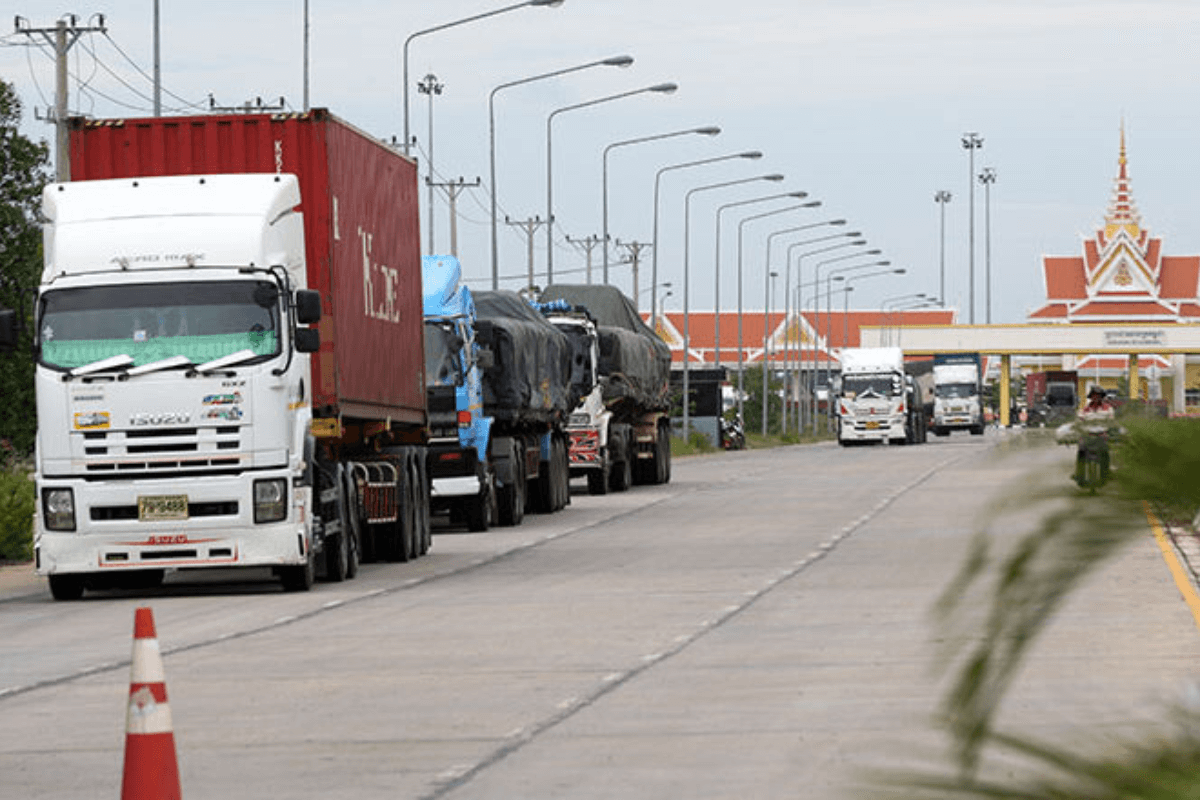 カンボジア経済学者、タイ製品の不買を呼びかけ