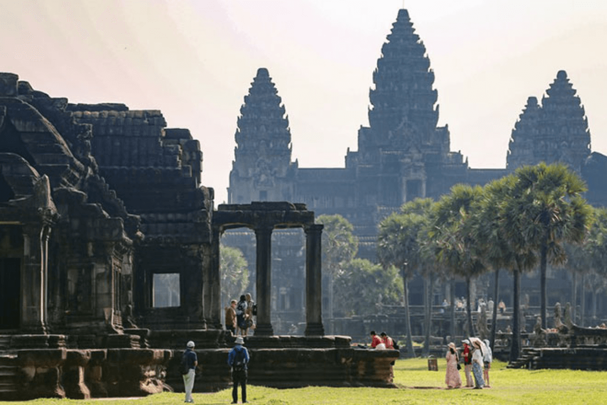 カンボジア・アンコール遺跡群、外国人観光客数が減少傾向