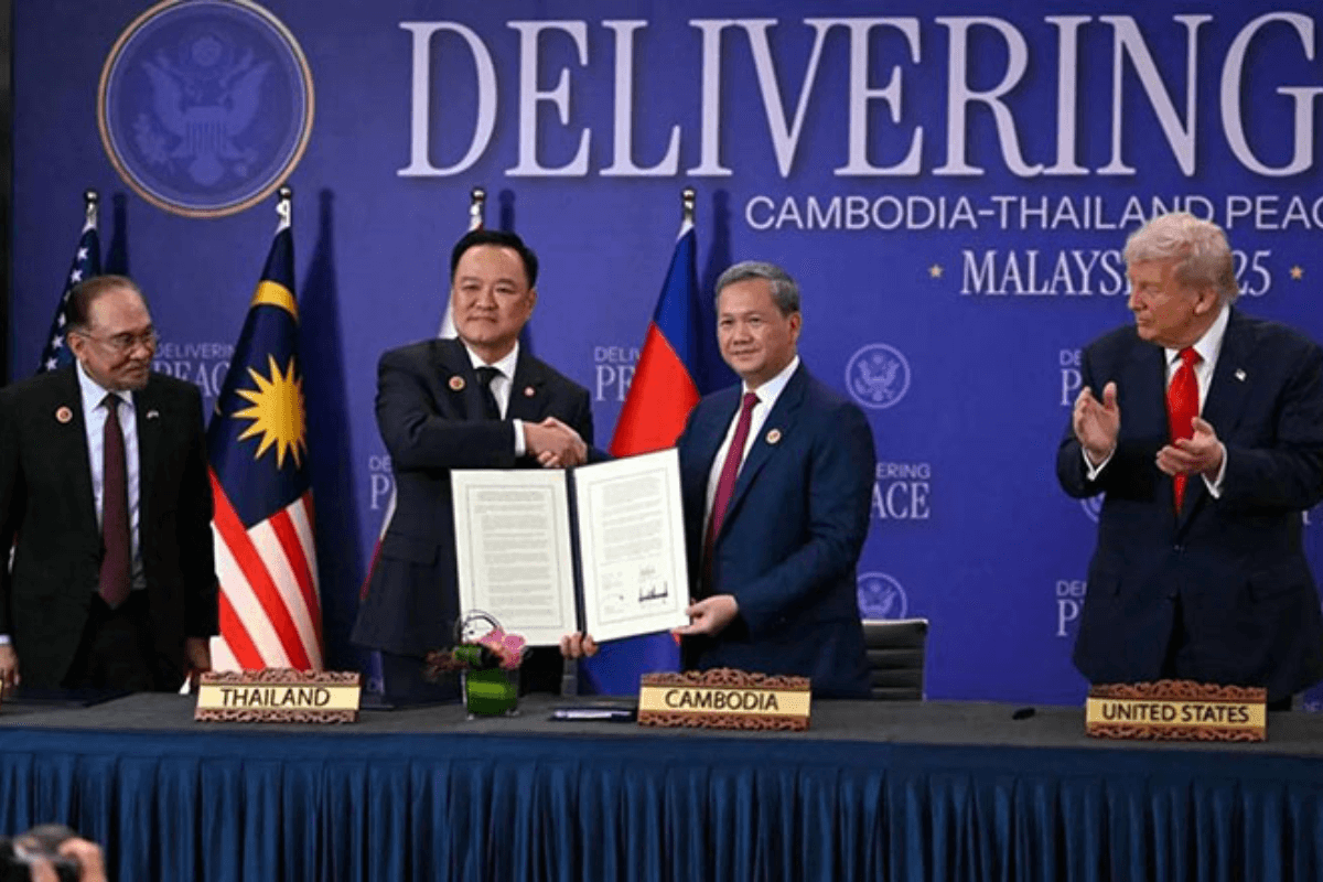 トランプ米大統領、タイ・カンボジアへの追加関税を示唆