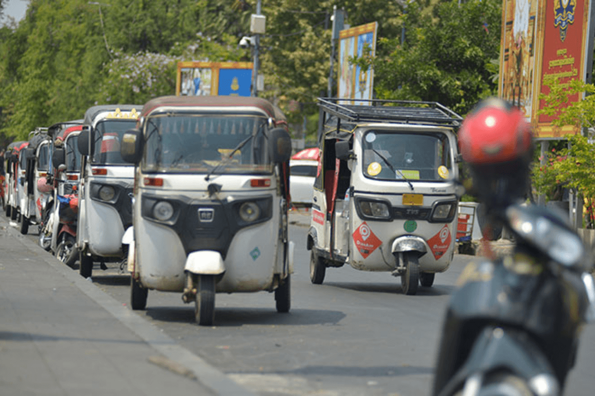 配車アプリのボイコット問題、運転手側が手数料上限12％で合意