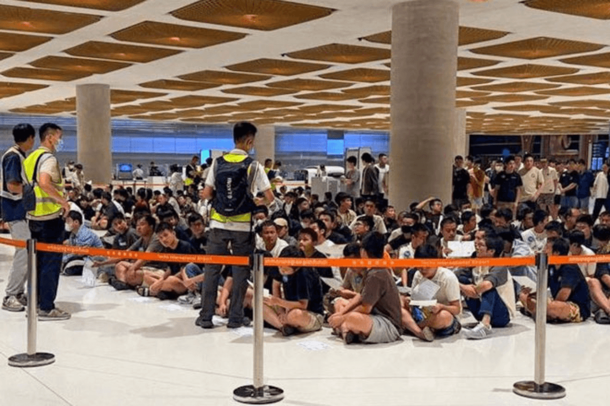 詐欺・不法滞在取り締まり、日本人含む1528人を国外退去処分