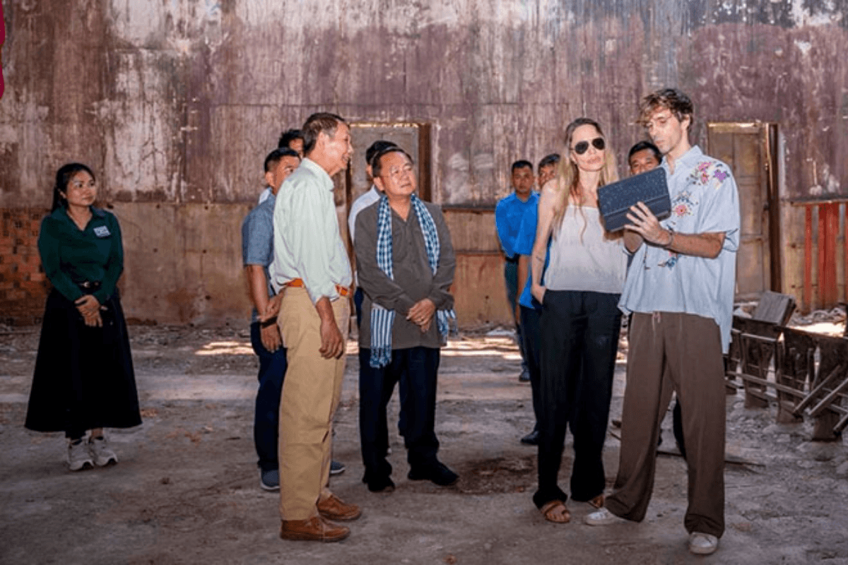 アンジェリーナ・ジョリー、バッタンバン州を訪問