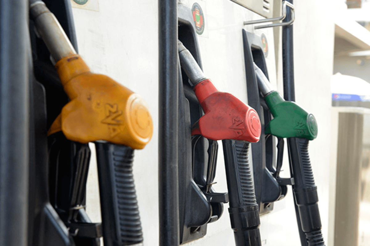 ガソリン5100リエルに値下げ、政府支援で価格急落