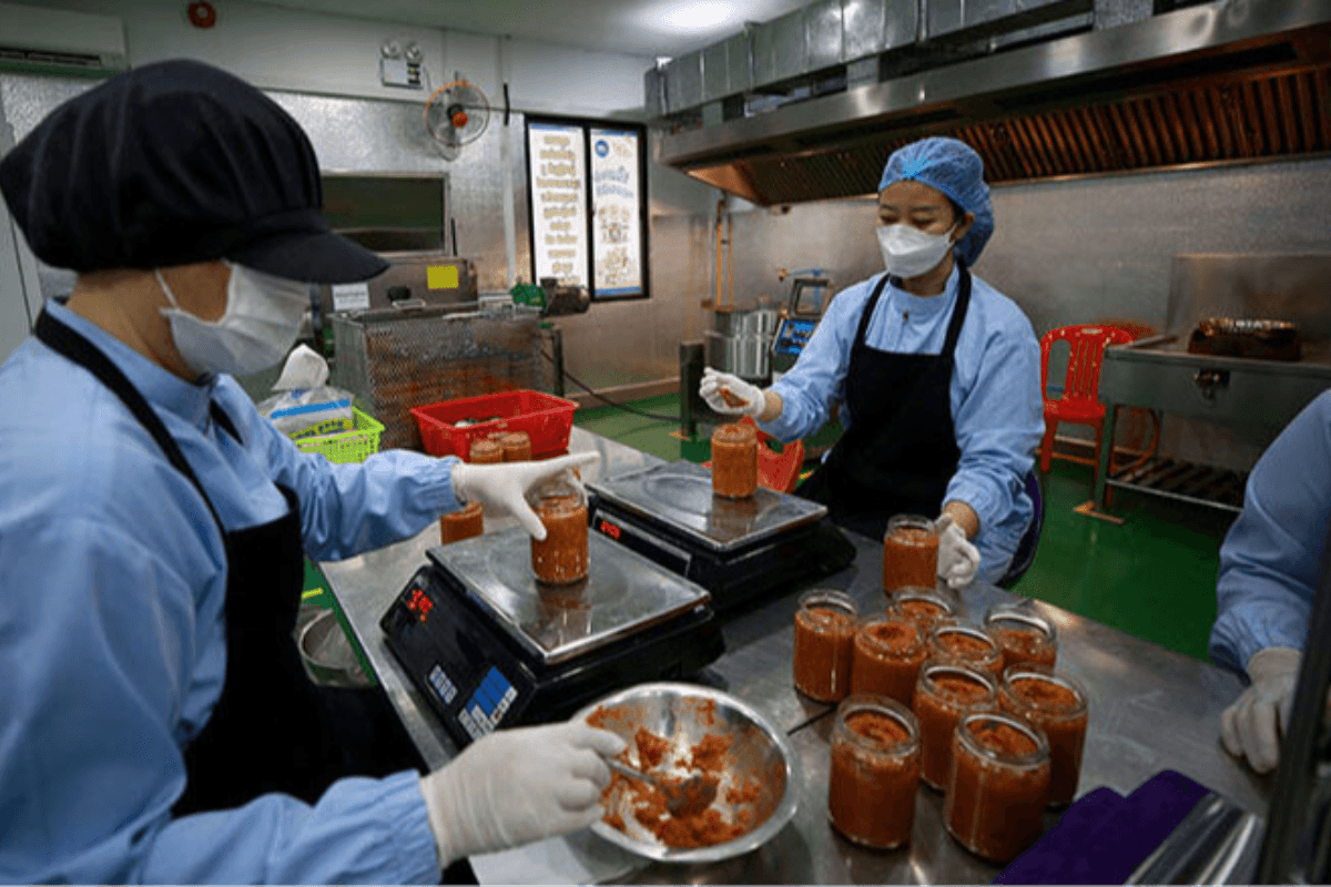 国有企業の赤字構造が露呈、カンボジア公共サービスに不信拡大