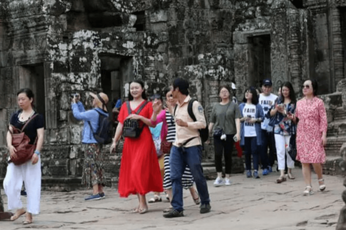 中国人観光客を狙い撃ち、カンボジアがビザ不要で誘致加速