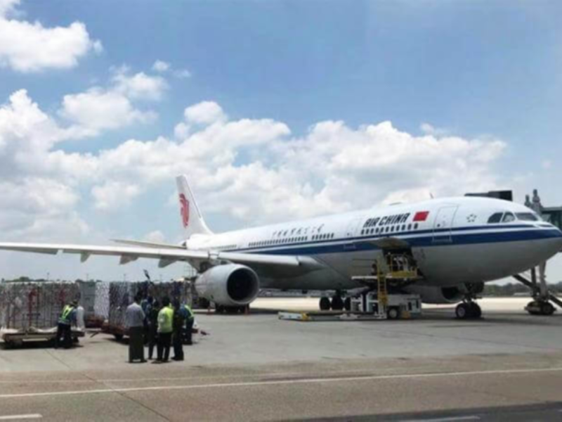 ミャンマー、中国から新型コロナワクチン50万回分受け取る