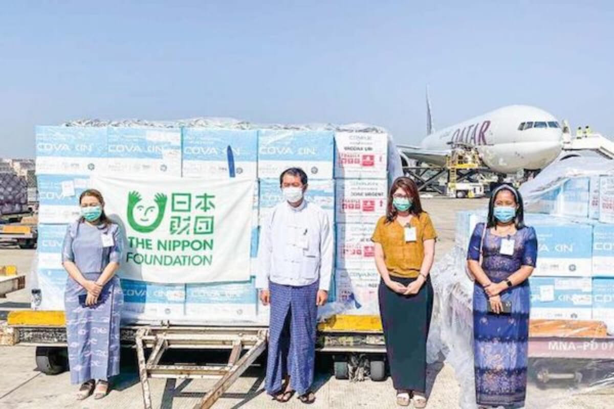 日本財団供与のコバクシン第2便、ヤンゴンに到着