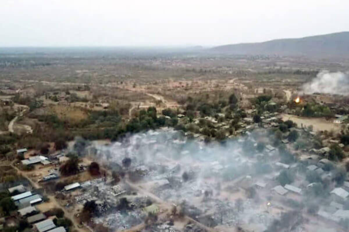 ミャンマー国軍、クーデター以降に民間住宅6000戸を焼き討ちに