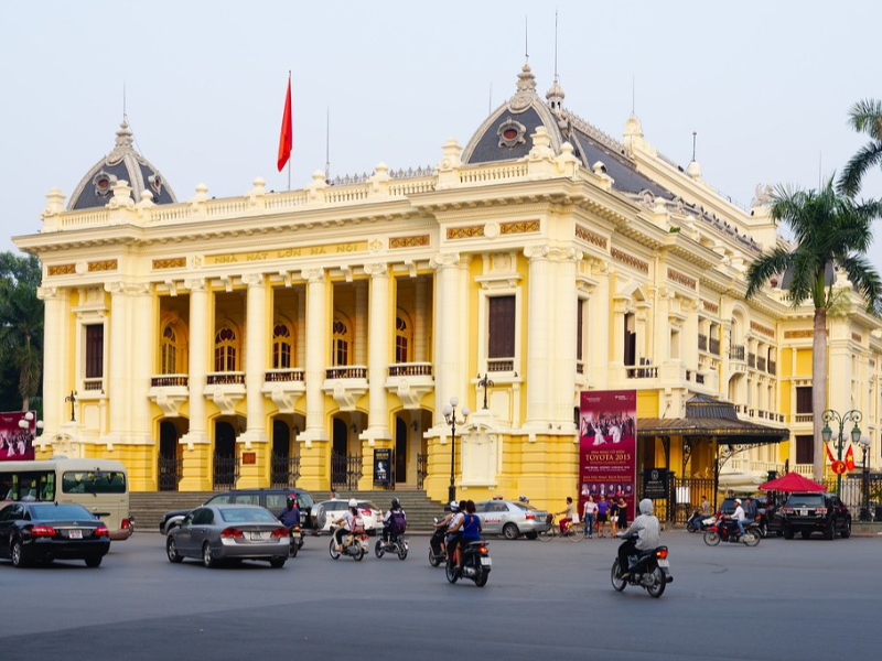 ベトナム:18日からビザ発給停止、ミャンマーからも入国困難に