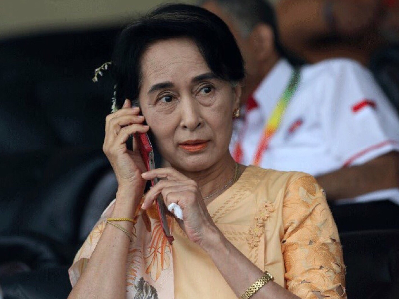 ライブ動画ストリーミングを称賛、スーチー氏が国民の声に耳傾ける