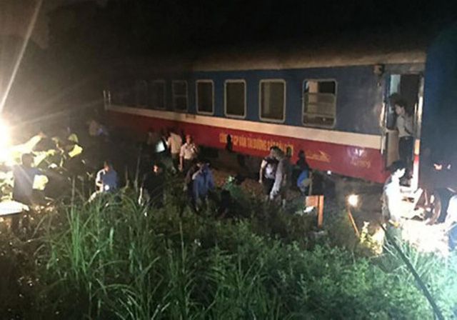 タインホア省にて列車の脱線事故が発生するも負傷者なし